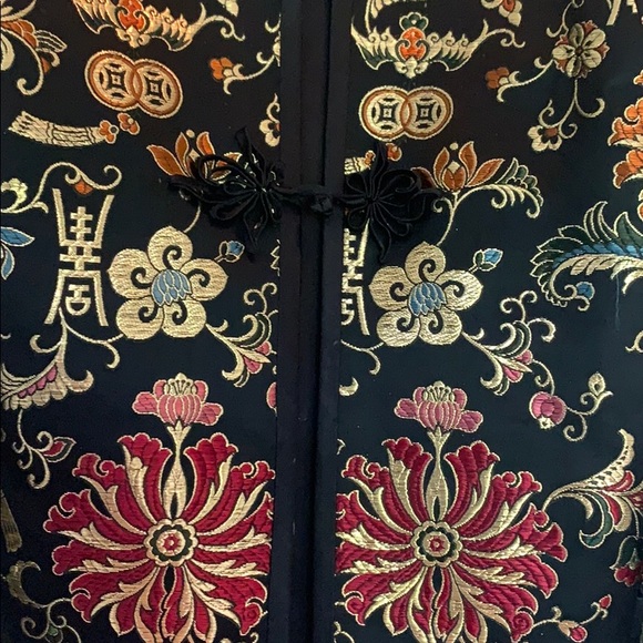 NWOT Gorgeous Embroidered Coat from Hong Kong - Picture 7 of 8